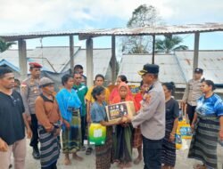 Polri Salurkan Bantuan Sosial untuk Warga Terdampak Gempa di Desa Kerirea