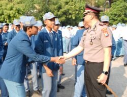 Police Goes to School, Kapolres Mojokerto Kota Ajak Pelajar SMKN 2 Kota Mojokerto Bijak Bermedia Sosial dan Siapkan Skill Masa Depan